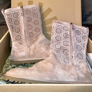 Uggs size 11 women’s